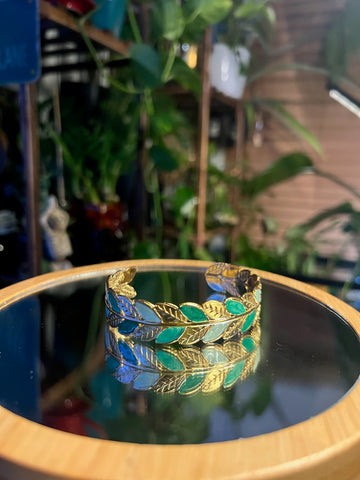 Leaf bangle